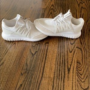 Adidas Tubular white